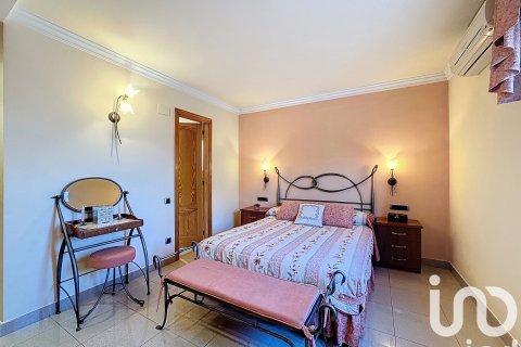 5 bedrooms house for sale in Montornes Del Valles, Barcelona, Catalonia, Spain № 7572 - photo 15