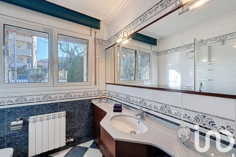 5 bedrooms house for sale in Montornes Del Valles, Barcelona, Catalonia, Spain № 7572 - photo 26