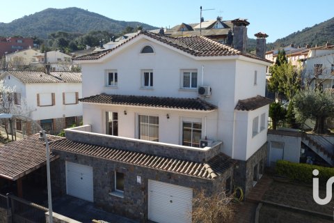 Сasa de 5 dormitorios en venta en Montornès del Vallès, Barcelona, Cataluña, Spain № 7572