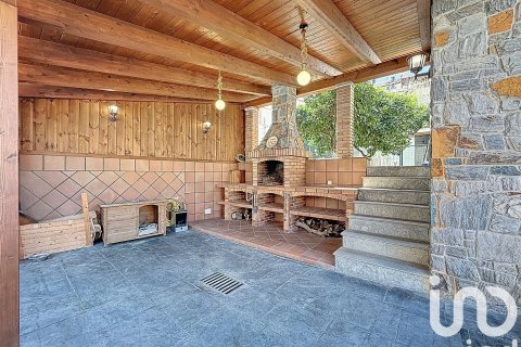 5 bedrooms house for sale in Montornes Del Valles, Barcelona, Catalonia, Spain № 7572 - photo 4