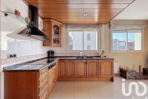 5 bedrooms house for sale in Montornes Del Valles, Barcelona, Catalonia, Spain № 7572 - photo 12