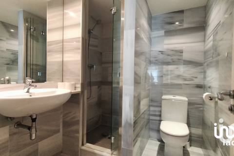 Apartamento de 2 dormitorios en venta en Barcelona, Cataluña, Spain № 7569 - foto 21