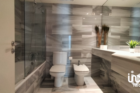 Apartamento de 2 dormitorios en venta en Barcelona, Cataluña, Spain № 7569 - foto 25