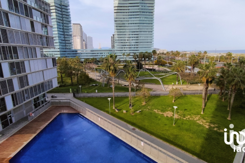 Apartamento de 2 dormitorios en venta en Barcelona, Cataluña, Spain № 7569 - foto 2