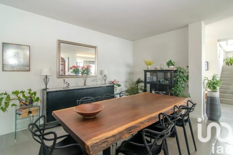 Сasa de 5 dormitorios en venta en Sant Pere de Ribes, Barcelona, Cataluña, Spain № 7568 - foto 15