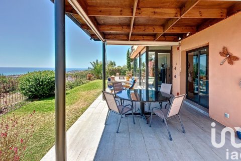 Сasa de 5 dormitorios en venta en Sant Pere de Ribes, Barcelona, Cataluña, Spain № 7568 - foto 12