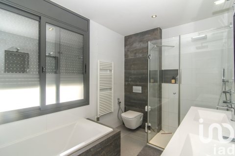 Сasa de 5 dormitorios en venta en Sant Pere de Ribes, Barcelona, Cataluña, Spain № 7568 - foto 24