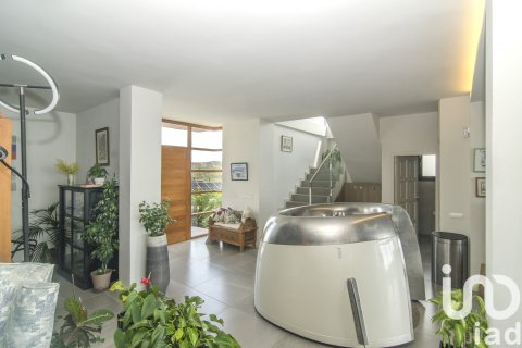 Сasa de 5 dormitorios en venta en Sant Pere de Ribes, Barcelona, Cataluña, Spain № 7568 - foto 18