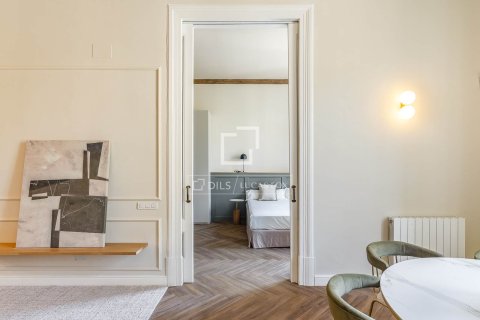 Apartamento de 3 dormitorios en venta en Barcelona, Cataluña, Spain № 4194 - foto 30