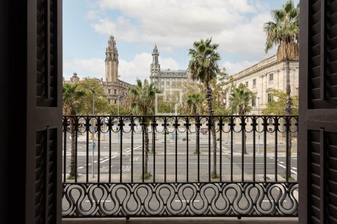 Apartamento de 3 dormitorios en venta en Barcelona, Cataluña, Spain № 4194 - foto 4