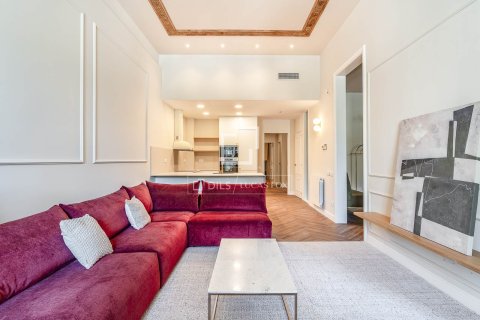 Apartamento de 3 dormitorios en venta en Barcelona, Cataluña, Spain № 4194 - foto 28