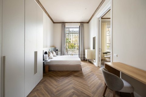Apartamento de 3 dormitorios en venta en Barcelona, Cataluña, Spain № 4194 - foto 9
