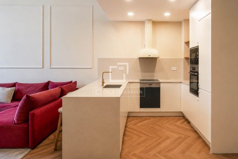 Apartamento de 3 dormitorios en venta en Barcelona, Cataluña, Spain № 4194 - foto 21