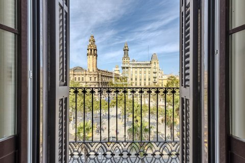 Купить квартиру в Барселона, Испания с 3 спальни, 119м², № 4195 - фото 8