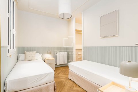Купить квартиру в Барселона, Испания с 3 спальни, 119м², № 4195 - фото 14