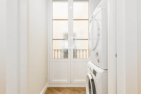 Купить квартиру в Барселона, Испания с 3 спальни, 119м², № 4195 - фото 13