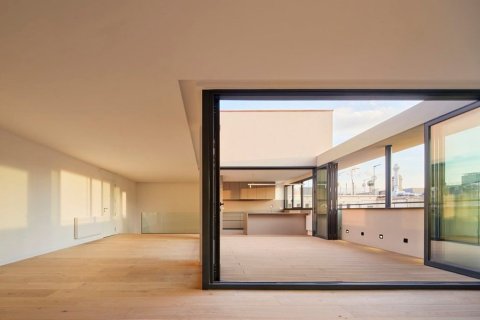Купить квартиру в Барселона, Испания с 2 спальни, 95м², № 1064 - фото 16