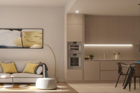 Apartamento de 3 dormitorios en venta en Barcelona, Cataluña, Spain № 1065 - foto 4