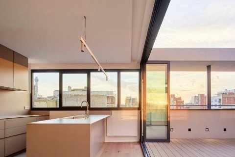 Apartamento de 1 dormitorio en venta en Barcelona, Cataluña, Spain № 1063 - foto 15