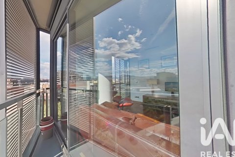 Купить квартиру в Барселона, Испания с 2 спальни, 92м², № 7396 - фото 4