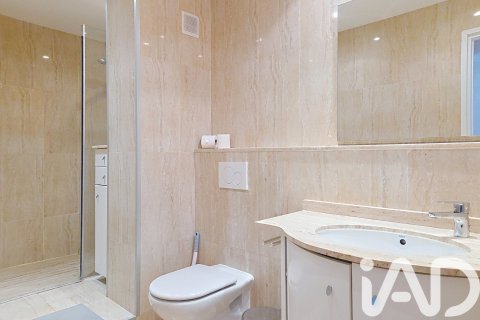 3 bedrooms apartment for sale in Barcelona, Catalonia, Spain № 7393 - photo 16