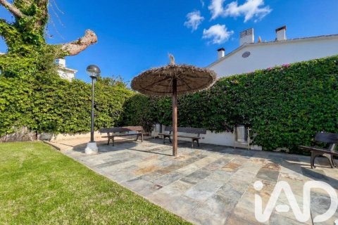 Casa adosada de 3 dormitorios en venta en Castelldefels, Barcelona, Cataluña, Spain № 7391 - foto 3