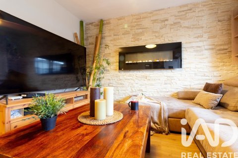 Casa adosada de 3 dormitorios en venta en Castelldefels, Barcelona, Cataluña, Spain № 7391 - foto 26