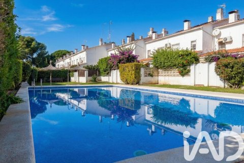 Casa adosada de 3 dormitorios en venta en Castelldefels, Barcelona, Cataluña, Spain № 7391 - foto 6