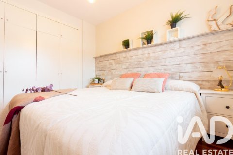 Casa adosada de 3 dormitorios en venta en Castelldefels, Barcelona, Cataluña, Spain № 7391 - foto 15
