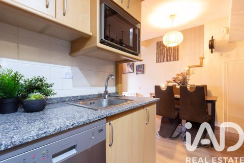 Casa adosada de 3 dormitorios en venta en Castelldefels, Barcelona, Cataluña, Spain № 7391 - foto 19