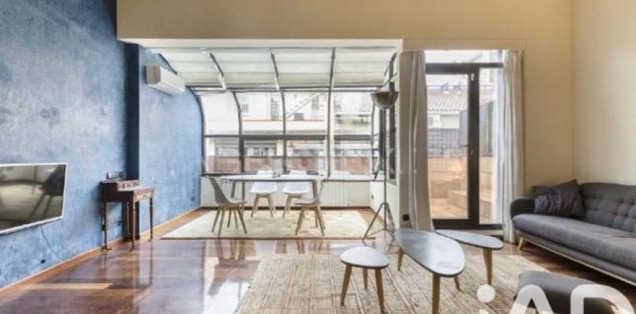 Ático de 2 dormitorios en venta en Barcelona, Cataluña, Spain № 7392