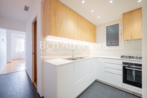 Apartamento de 2 dormitorios en venta en Sitges, Barcelona, Cataluña, Spain № 2896 - foto 18