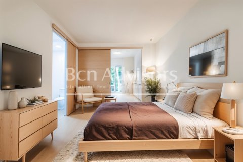 Apartamento de 2 dormitorios en venta en Sitges, Barcelona, Cataluña, Spain № 2896 - foto 4