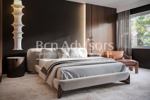 Apartamento de 5 dormitorios en venta en Barcelona, Cataluña, Spain № 2898 - foto 12