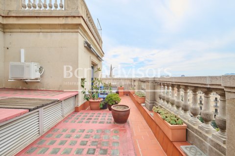 Ático de 5 dormitorios en venta en Barcelona, Cataluña, Spain № 2897 - foto 15