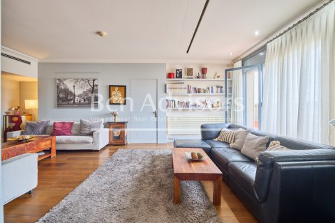 Ático de 5 dormitorios en venta en Barcelona, Cataluña, Spain № 2897 - foto 10