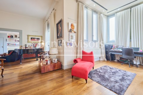 Ático de 5 dormitorios en venta en Barcelona, Cataluña, Spain № 2897 - foto 26