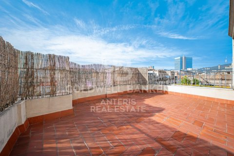 Ático de 4 dormitorios en venta en Barcelona, Cataluña, Spain № 5367 - foto 2