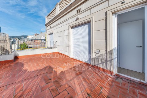 Ático de 4 dormitorios en venta en Barcelona, Cataluña, Spain № 5367 - foto 11