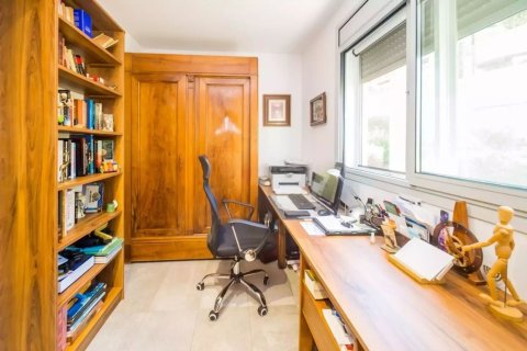 Купить дом в Пладжа-де-Аро, Испания с 4 комнаты, 418м², № 7205 - фото 3