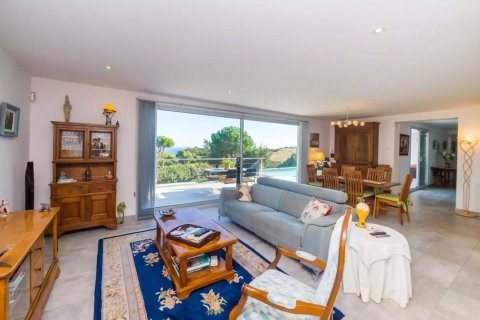 Купить дом в Пладжа-де-Аро, Испания с 4 комнаты, 418м², № 7205 - фото 13