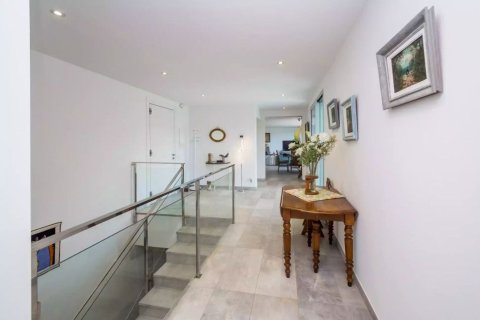Купить дом в Пладжа-де-Аро, Испания с 4 комнаты, 418м², № 7205 - фото 2