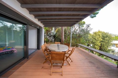 Сasa de 5 dormitorios en venta en Platja D'aro, Gerona, Cataluña, Spain № 7206 - foto 12
