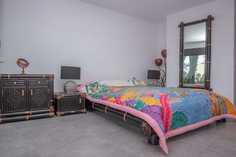 Сasa de 5 dormitorios en venta en Platja D'aro, Gerona, Cataluña, Spain № 7206 - foto 24