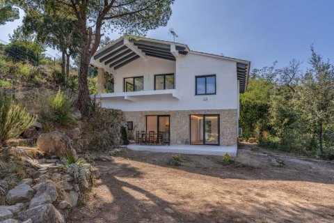 Сasa de 5 dormitorios en venta en Platja D'aro, Gerona, Cataluña, Spain № 7204