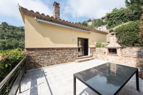 Сasa de 3 dormitorios en venta en Platja D'aro, Gerona, Cataluña, Spain № 7203 - foto 12