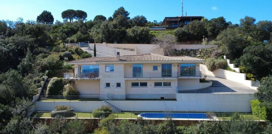 Сasa de 4 dormitorios en venta en Platja D'aro, Gerona, Cataluña, Spain № 7202