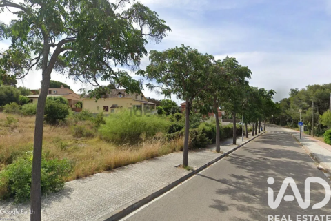 728 sq.m. land plot for sale in Vilanova i la Geltru, Barcelona, Catalonia, Spain № 7473 - photo 9