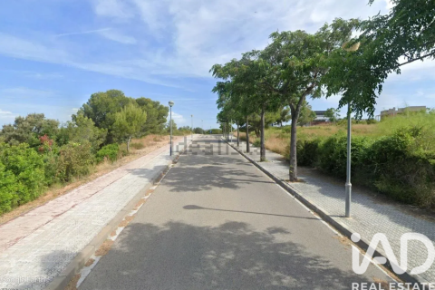 728 sq.m. land plot for sale in Vilanova i la Geltru, Barcelona, Catalonia, Spain № 7473 - photo 7