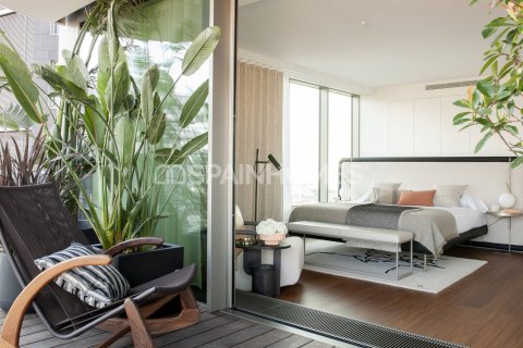 Apartamento de 4 dormitorios en venta en Barcelona, Cataluña, Spain № 6168 - foto 10
